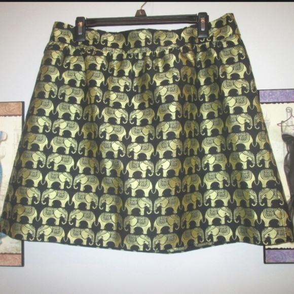 Crown and Ivy Skirt Sz.4 - Picture 2 of 5